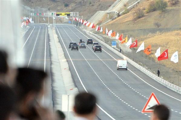 Cumhurbaşkanı Erdoğan, Edebiyat Yolunu hizmete açtı