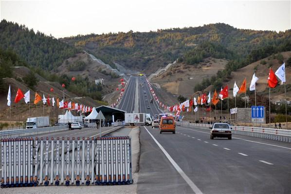 Cumhurbaşkanı Erdoğan, Edebiyat Yolunu hizmete açtı