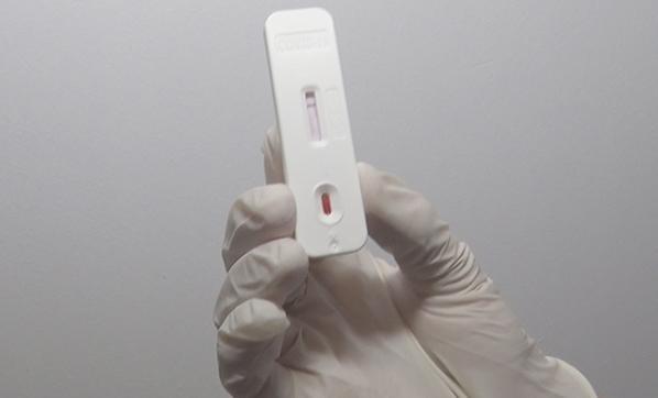 Evde hızlı koronavirüs testi yapanlara uyarı