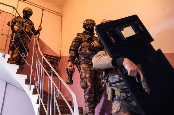 İstanbul merkezli 3 ilde silahlı suç örgütüne operasyon