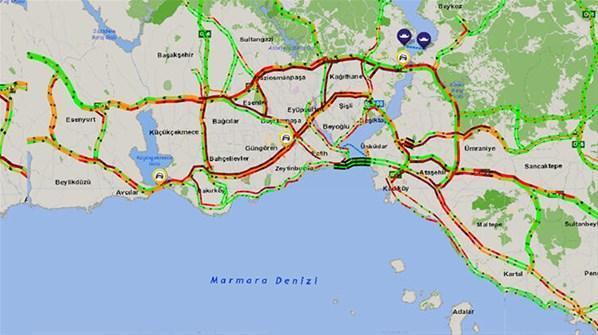 İstanbulda trafik durma noktasında