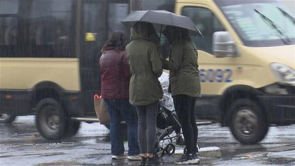 Meteorolojiden sel uyarısı Bugün hava nasıl olacak...