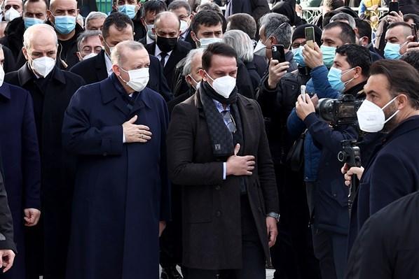 Cumhurbaşkanı Erdoğan yazar Bahadıroğlunun cenazesine katıldı