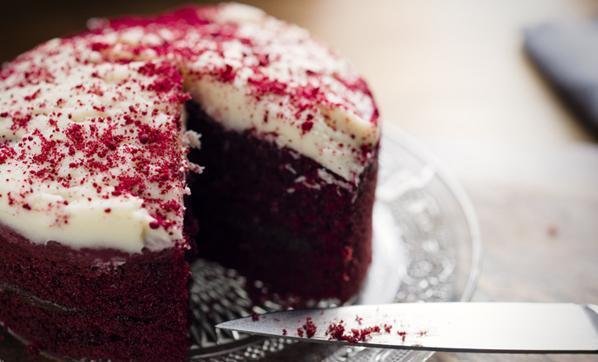 Sevgililer günü kolay pasta tarifleri… Ev yapımı sevgililer günü pastası tarifi ve yapımı…