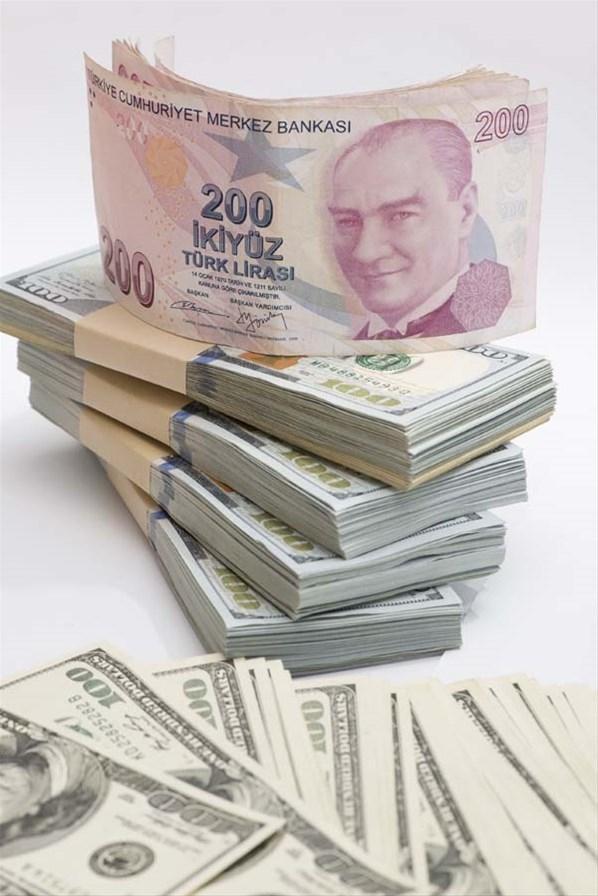 Dolar neden düşüyor Uzmanlar açıkladı...