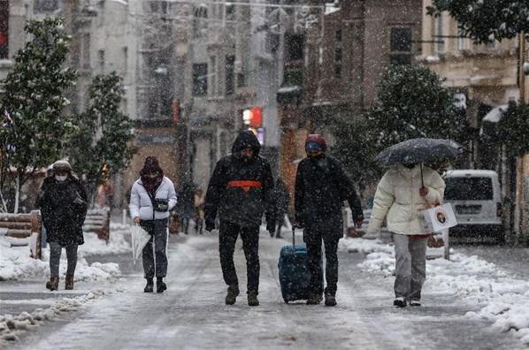 AKOMdan flaş açıklama Yarın kuvvetli geliyor, İstanbulda kar sağanakları...