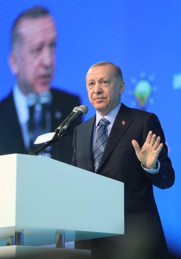 Cumhurbaşkanı Erdoğandan sert tepki: Başardığı için kuduruyorlar