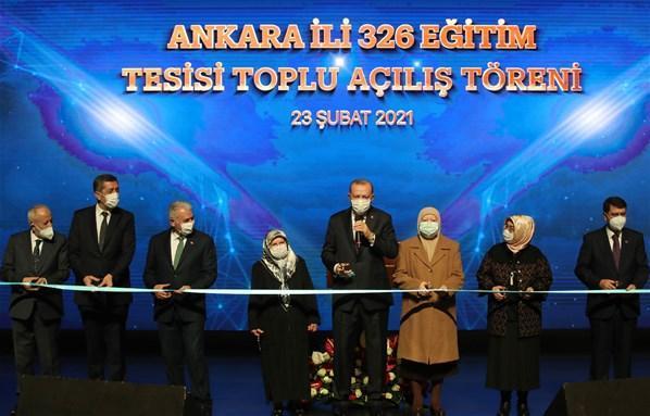 Cumhurbaşkanı Erdoğan canlı yayında müjdeyi duyurdu: 20 bin öğretmenimizin atamasını yapacağız