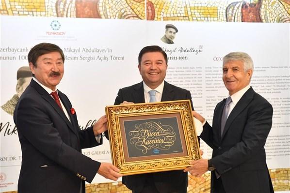 Azeri Ressam Mikayıl Abdullayev anısına Maltepede sergi açıldı