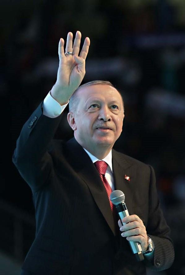 Cumhurbaşkanı Erdoğan canlı yayında duyurdu: Mecliste yeni komisyon oluşturulacak