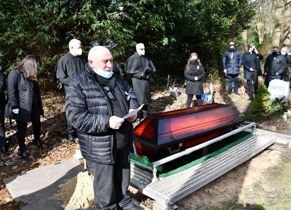 Ermeni asıllı Kore gazisinin son isteği yerine getirildi: Türk  bayrağıyla son yolculuğuna uğurlandı