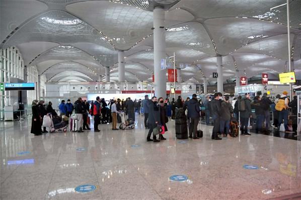 İstanbul Havalimanında büyük yoğunluk