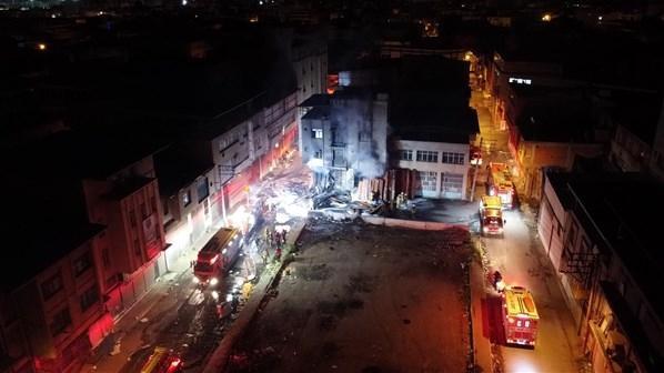 Marangoz atölyesi alev alev yandı