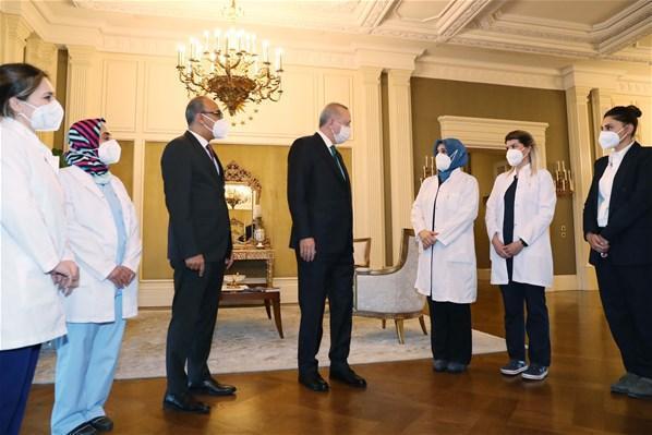 Cumhurbaşkanı Erdoğan, sağlık çalışanlarıyla bir araya geldi