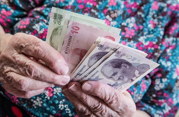 BAĞKUR ve SGK emekli maaşları ne zaman yatar İşte 2021 en düşük SGK ve Bağ-Kur emekli maaşları