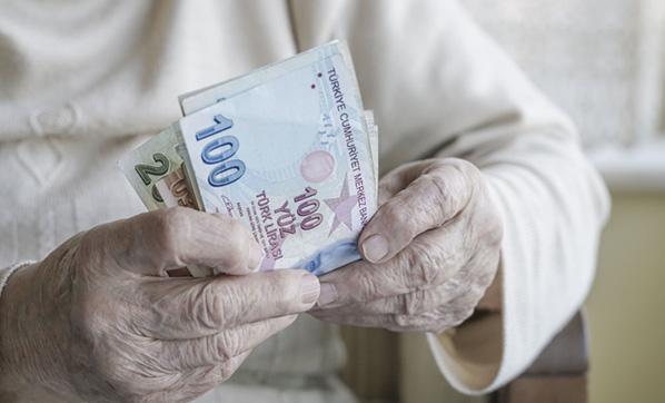 BAĞKUR ve SGK emekli maaşları ne zaman yatar İşte 2021 en düşük SGK ve Bağ-Kur emekli maaşları