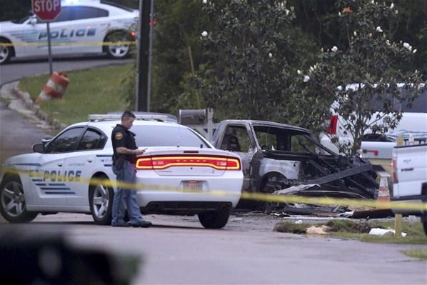 ABDde evin üstüne uçak düştü 4 kişi hayatını kaybetti