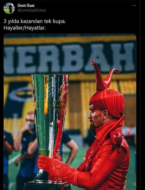 Ümit Özatın Fenerbahçe paylaşımı tepki topladı Tek kupa bu...