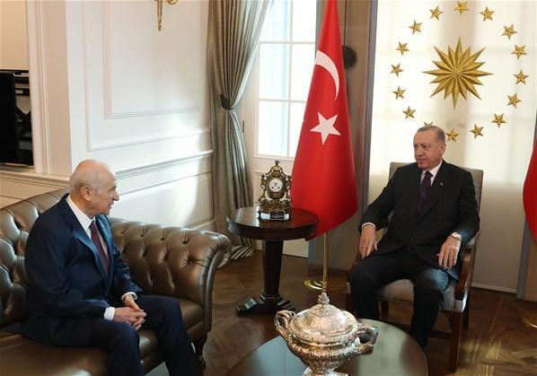 Cumhurbaşkanı Erdoğan, Bahçeli ile görüşmesi sona erdi
