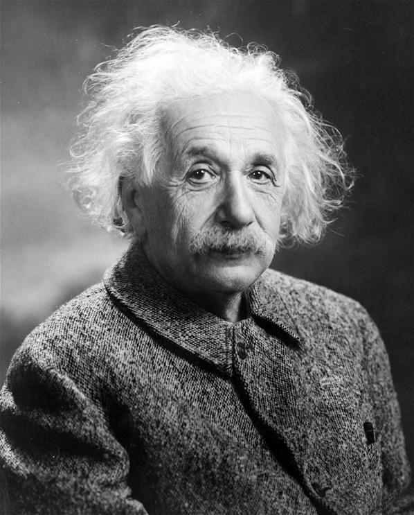 Einstein’ın E=mc² formülünü içeren  mektubu 1,2 milyon dolara satıldı
