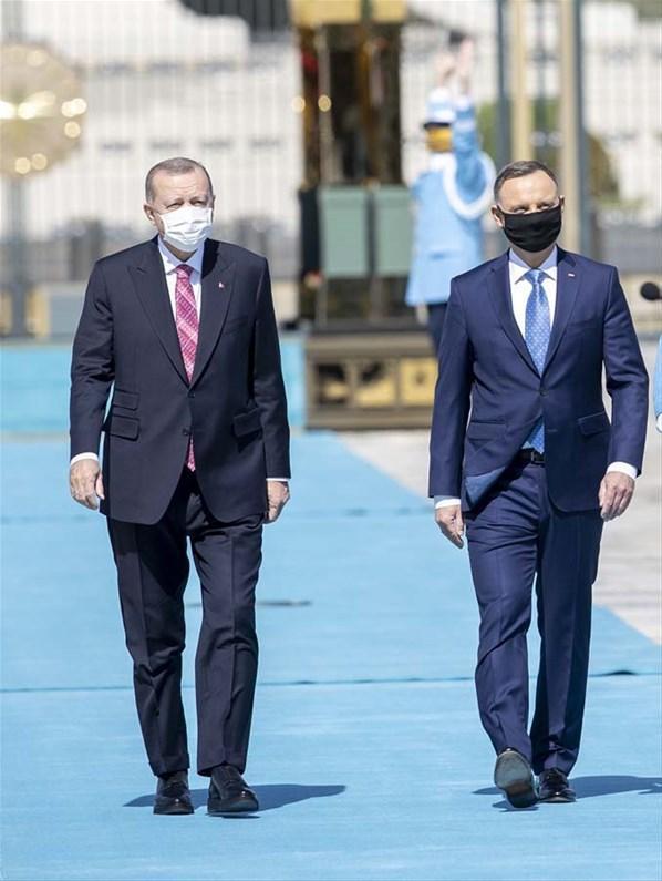 Polonya Cumhurbaşkanı Ankarada Cumhurbaşkanı Erdoğan karşıladı