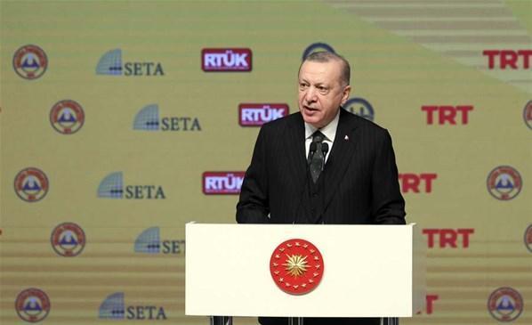 Cumhurbaşkanı Erdoğan canlı yayında uyardı:  İslam düşmanlığı tıpkı kanser hücresi gibi hızla yayılmaktadır