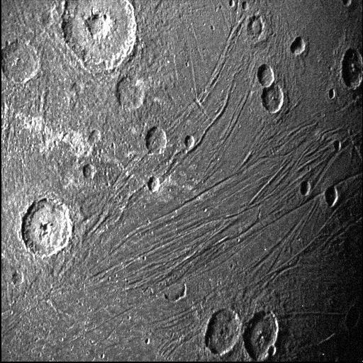 Ganymede ilk kez bu kadar yakından görüntülendi