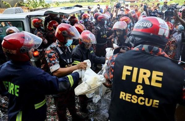 Bangladeşte facia 43 kişi yanarak can verdi