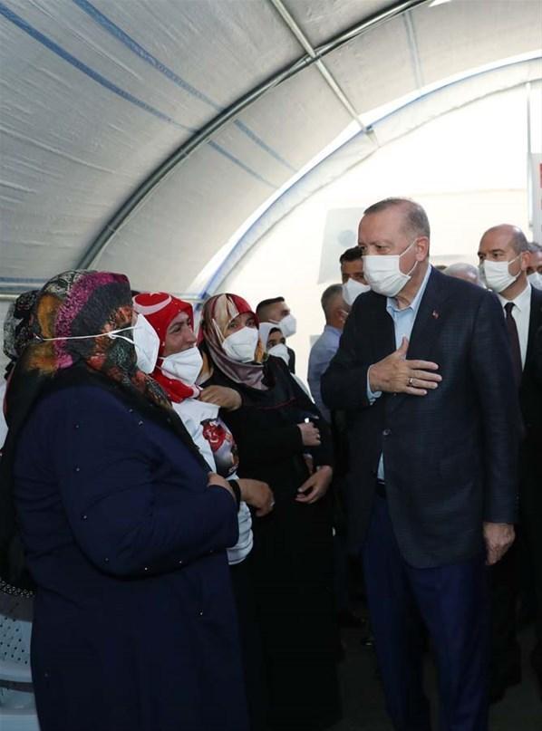 Cumhurbaşkanı Erdoğan Diyarbakır anneleri ile buluştu: Diyarbakır annelerinin bedduası bunları vuracaktır