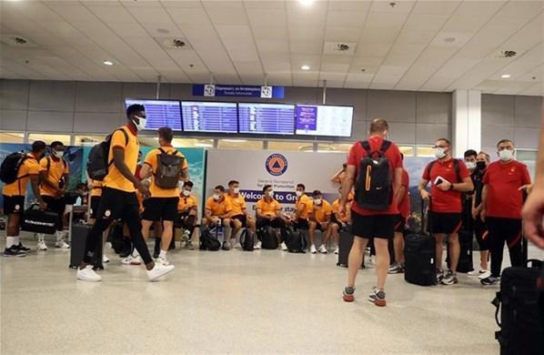 Yunanistana giden Galatasaraya çirkin tavır Fatih Terim çıldırdı, geri dönüyorlar