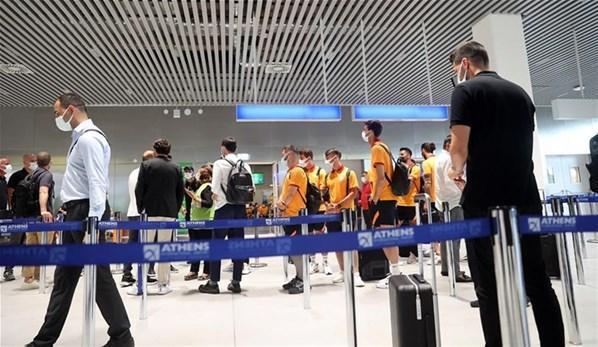 Yunanistana giden Galatasaraya çirkin tavır Fatih Terim çıldırdı, geri dönüyorlar
