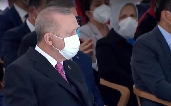 Cumhurbaşkanı Erdoğan Mecliste O bölgeye karanfil...