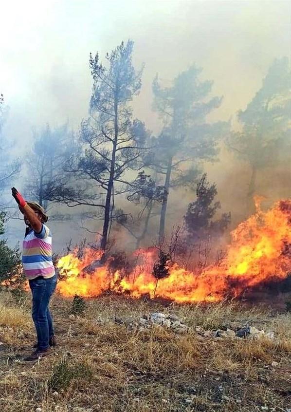 Türkiyeyi yasa boğan orman yangınlarında son durum Alevler mahalleyi sardı... Bodrum Belediye Başkanı Ahmet Aras: Artık ne yapacağımızı şaşırdık...