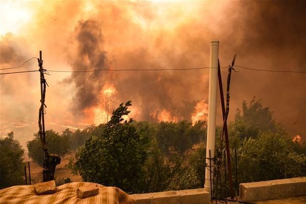 Adanada orman yangını Karadan ve havadan müdahale ediliyor