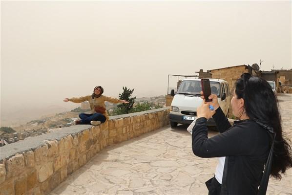 Mardini toz bulutu kenti sardı vatandaşlar zor anlar yaşadı