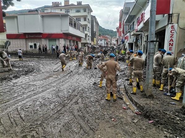 Sel bölgesinde ölü sayısı artıyor Kastamonu Bozkurt, Bartın ve Sinopta son durum...