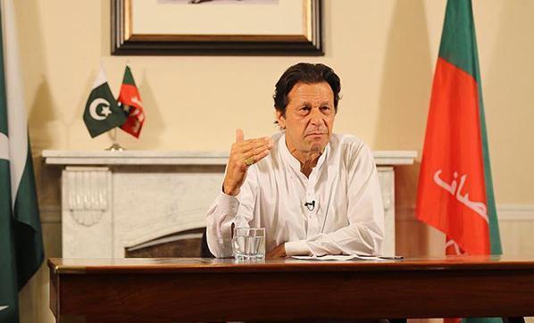 Pakistan Başbakanı İmran Han: Afganistan köleliğin zincirlerini kırdı