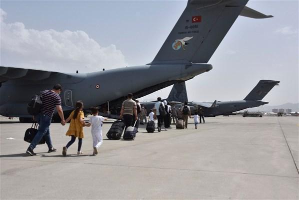 Türk Hava Yollarının kozmik yolcuları Türkiye Afgan devlet adamlarını Taliban’dan kurtardı
