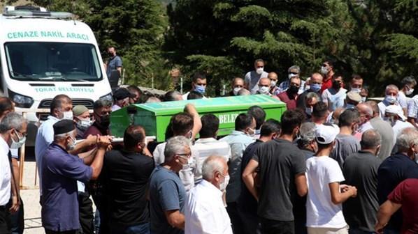 Bakan Mahmut Özerin acı günü Amcası son yolculuğuna uğurlandı