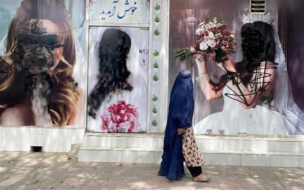 Afganistanda Talibandan kadınlara korkunç mesaj