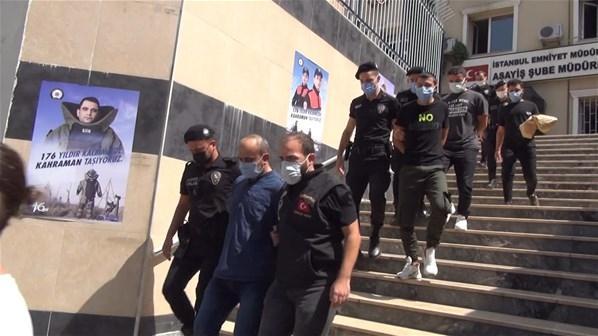 ‘Yan baktın’ tartışması kanlı bitti 1 ölü, 5 gözaltı
