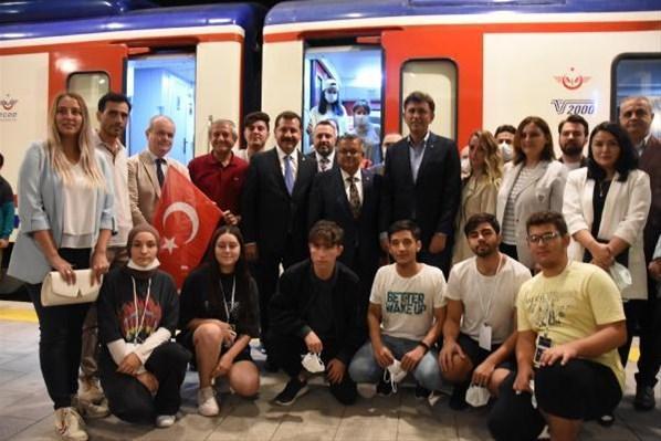 Zafer Treni Eskişehir’e ulaştı