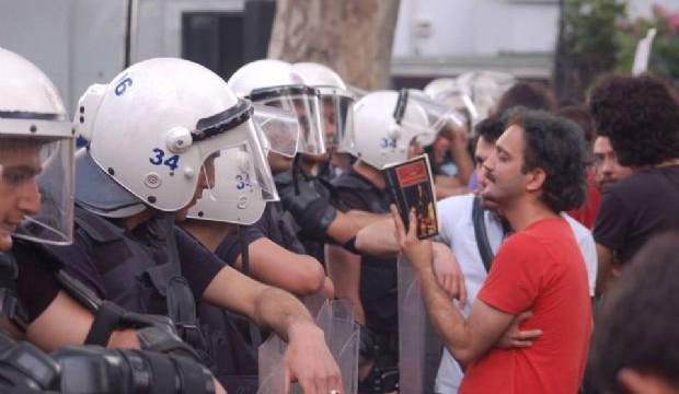 Ethem atılan taşla öldü