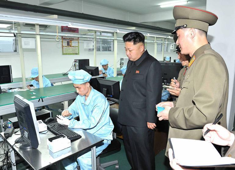 Kuzey Koreden akıllı telefon geldi