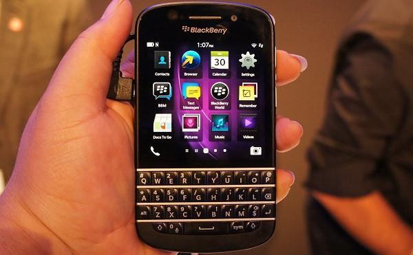 BlackBerry Q10 hayal kırıklığı yaratıyor