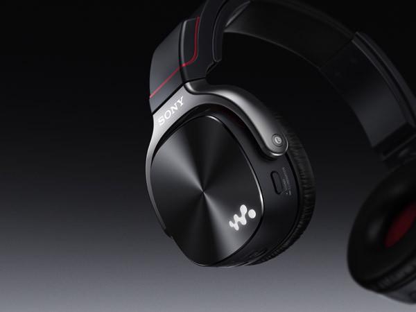 Sony yeni Walkmanini tanıttı