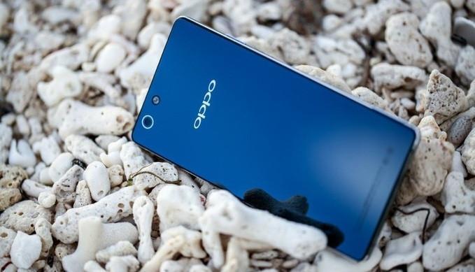 Oppo yine etkileyici bir telefon üzerinde çalışıyor