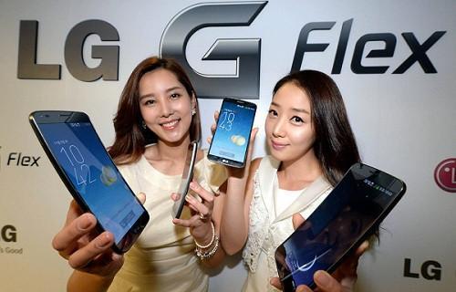LG G Flexin küresel lansmanı 3 Aralıkta gerçekleşecek