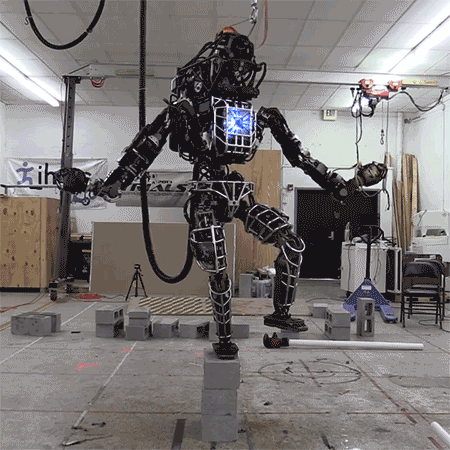 İşte Googleın yeni robotu (Video)