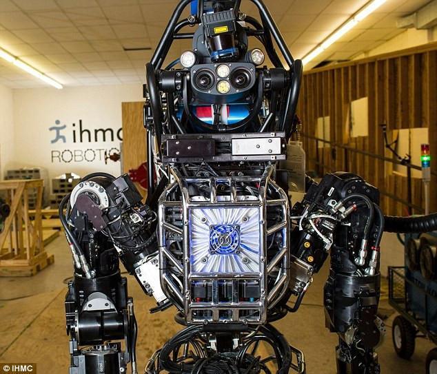 İşte Googleın yeni robotu (Video)